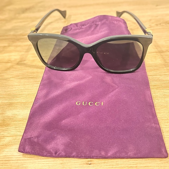 Gucci sunglasses main image 9